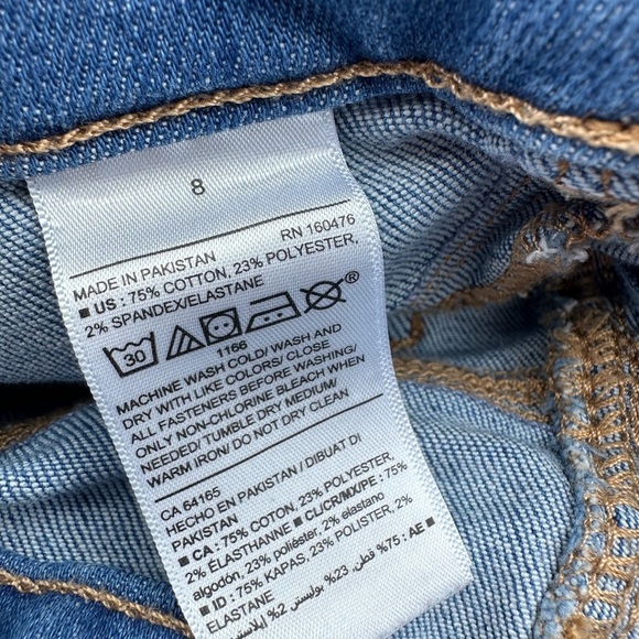 Old Navy Girls Ballerina Light Wash Jean  Shorts Size 8 - Picture 7 of 7